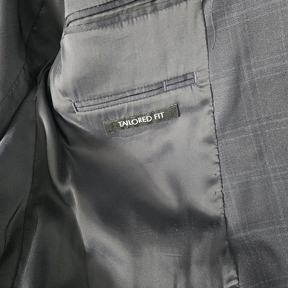 Jos A Bank Navy Windowpane 46L Tailored Sports Coat/Blazer